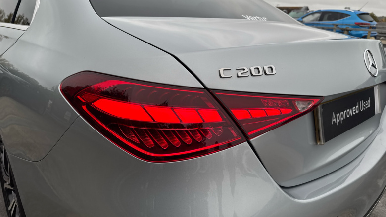 Mercedes-Benz C-Class C200 AMG Line Premium Plus 4dr 9G-Tronic Petrol Saloon